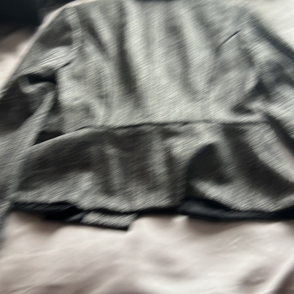 Suits - Picture 4 of 4